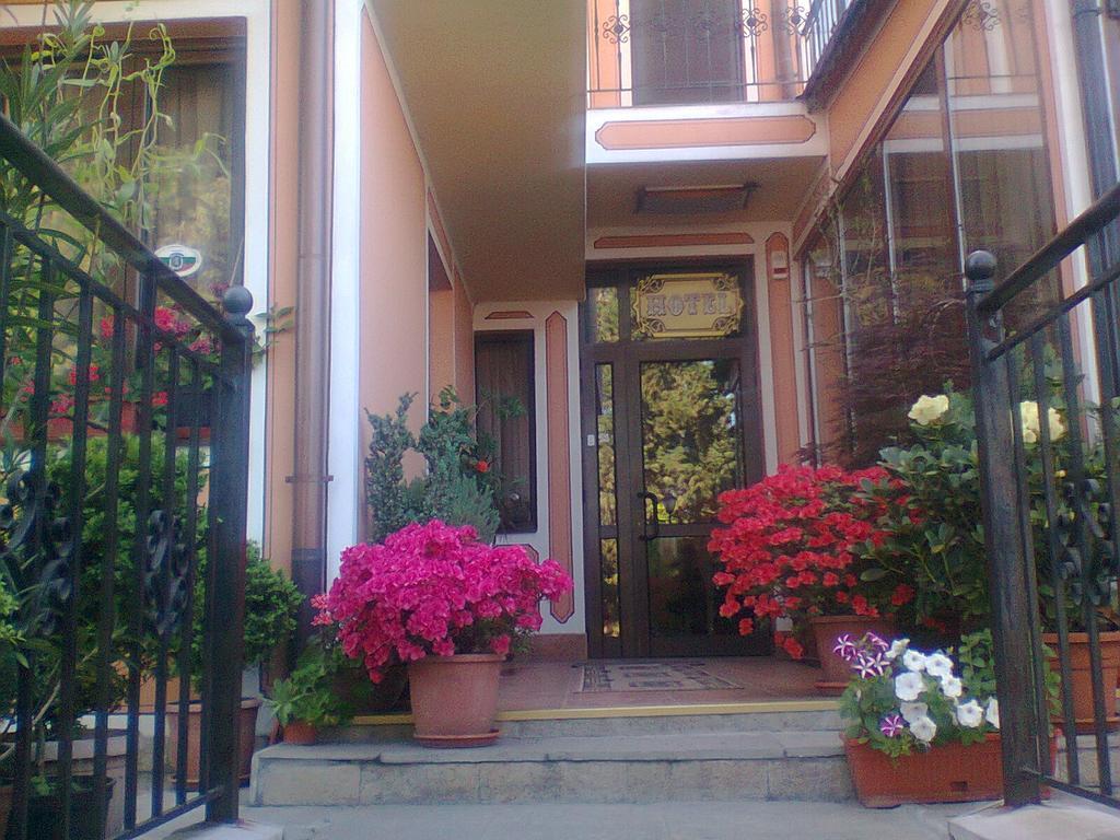Hotel Alafrangite Plovdiv Exterior foto